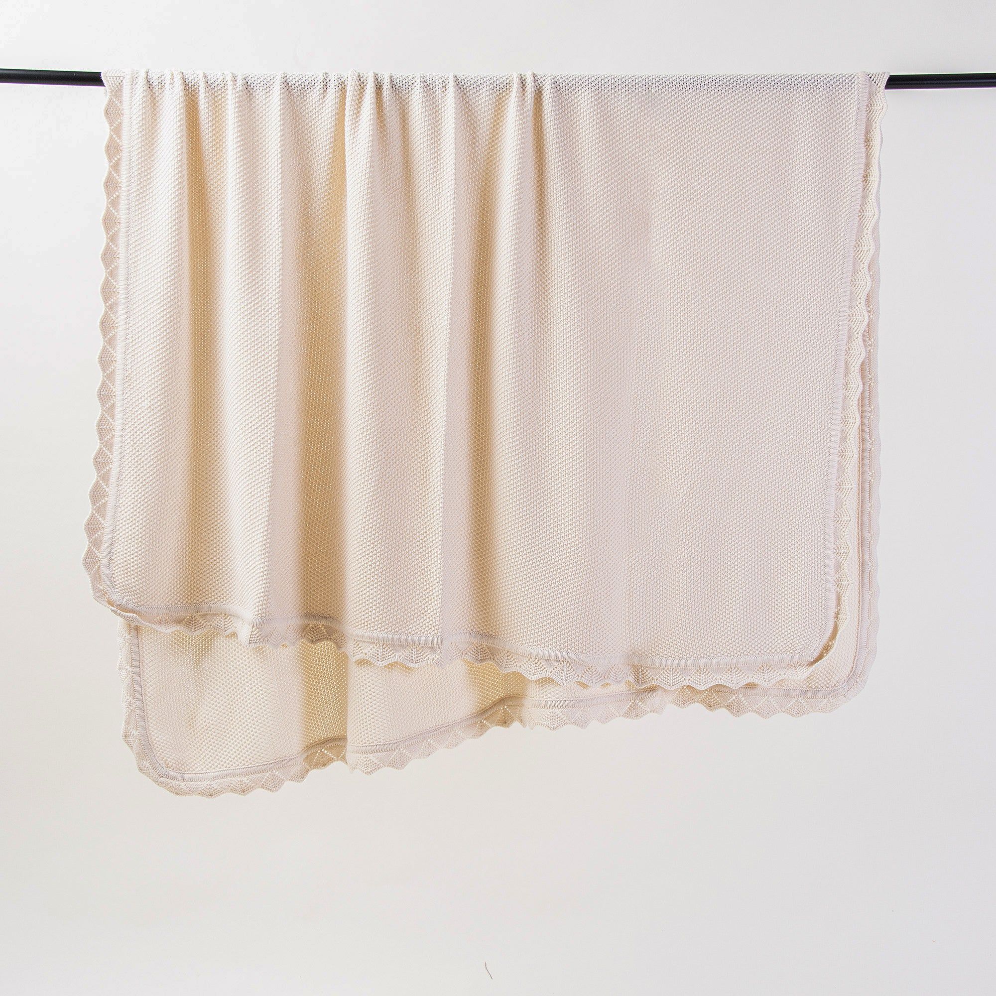 Cozy knitted Blanket Throw for Ultimate Comfort and Style